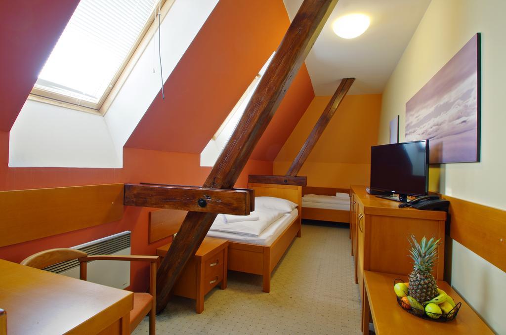 Hotel U Leva Levoča Rum bild